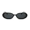 Güneş gözlükleri Kadınlar için küçük dikdörtgen güneş gözlükleri oval şekilli retro marka tasarımcısı kare güneş gözlükleri güneş vizörü UV400 J240423