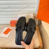 Oran Casual Slippers Leather Sandals Summer Lazy Designer Sandal Cartoon Open Toe ORAN Flip Flops Leather Lady Slides Men Women Shoes AA