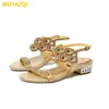 Freizeitschuhe Wuyazqi Frauenstrand komfortable modische Flachboden Diamond Eingelegene Sandalen