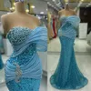 2024 Plus Size Blue Prom -klänningar för svarta kvinnor Promdress Illusion Beaded Lace Pearls Rhinestones Dekorerad födelsedagsfestklänning Andra mottagningsklänningar AM780