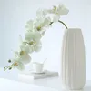 Dekorative Blumen 2pcs 9heads Orchidee künstliche Blume weiße Seide Phalaenopsis Zweig Weihnachten Home Tischdekor Wedding Blumenarrangement