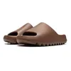 Designer de frete grátis com sandália de sandália Sandália para homens sandálias de sandálias deslizantes Pantoufle Mules slides femininos Slipers Treinadores chinelos de areia