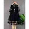 6xl designer plus-size v-hals klänning sommar i mitten av längden klänning enkel temperament konstnärlig personlighet gata franska mesh lapptäcke svart klänning q15