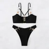 Swimwear féminin 2024 Anneaux de métal sexy Bikini Halter MAISSUME FEMME Femmes Femmes Two-pièces Set Bather Bathing Costume Swim Lady