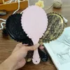 Mirrors 1pc Vintage Floral Handle Cosmetic Mirror Portable Handheld Lace Mirror Plastic Handle Small Round Mirror WomenS Makeup Tools