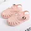 Slipper Sandalie Kinder Beachschuhe für Meeres Sommer Girls Gladiator Sandalen Baby weiche Nicht-Schlupf-Prinzessin Gelee Schuhe Jungen Roman Flip-Flopsl2404