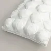 Travesseiro Peter Khanun ganso de luxo de penas travesseiros beliscões Pleat Protection Pescoço Rei Pillow Casamento 100% algodão 063,1 PCS