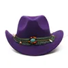 Szerokie brzegowe czapki wiadra czapki kowbojskie faux skórzane mężczyźni i kobiety turnie czapki modne western hats kowbojski kapelusz słoneczny z turkusową dekoracją y240425