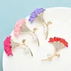 Brooches Wuli&baby 4-color Soft-enamel Celosia Flower Beautiful Carnation Mother's Day Brooch Pins Gifts