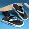 Slippers 2024 Summer masculino Anti -deslizamento de espessura Sapatos de praia Casual Casual Flip Flip Flip Flip ao ar livre