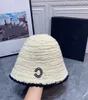 Luxe ontwerper Beanie Bucket Hat For Women Fashion Bonnet C Casquette Gebreide hoeden Winter wollen pet Little Jacquard unisex warm 2901868