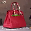 BK 2530 Handväskor Ostich Leather Totes Trusted Luxury Bags Ostrich Skin Platinum Bag 30 Med Lock Leather Bag äkta läder för kvinnors handhe har logotyp HBRZO4