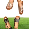 Women039S Flat Sandals Summer Dlen Out Roman Otwarty palca Buty damskie na plaży Buty na zewnątrz Sandalias9089250