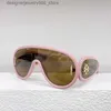 Sonnenbrille Sonnenbrille Designer Luxus 2024 Wellenmaske für Männer Frauen Freizeit Freizeit -Reisegläser Goldbrief Design Brille Brille 9 Farben Mode Q240425