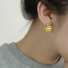 Boucles d'oreilles cerceaux Huitan Donny Watch chaîne pour femmes Couleur argentée / couleur or à la mode femelle simple bijourie élégante doseurs