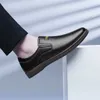 Lässige Schuhe 2024 Herren echter Lederkopf weicher Anti-Rutsch-Gummi-Gummi-Laobers Mann atmungsaktiv real