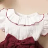 Robes de fille bébé fille rouge fille avec une robe de cupcake blanche à 3 couches d240425