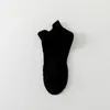 Calcetines para hombres 2PAIERS Men de algodón de alta calidad Spring Verano Black Black Resistente al sudor Absorbente Atentable Capacidad deportiva