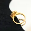 Famoso designer Rings for Lovers High Golden Family Ring Lucky Female Silver Natural White Red con comune vnain