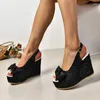 Sandaler 2024 Summer Slope Heel Fish Mouth Lätt att matcha kinesisk stil Bow High End One Line Buckle Women's Large