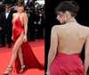 Vestidos de celebridades Bella Hadid de pescoço profundo