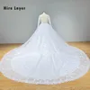 Assumi i pulsanti a maniche lunghe lnyer su perle per le paillettes di cristalli Appliques 3D Fiori splendidi abiti da sposa con abito da sposa con un treno lungo