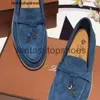 Loro piano lp outono 2023 slip-on de primavera e sapato de homens genuínos de fundo liso britânico grande deslizamento confortável em sapatos preguiçosos Sapatos únicos Penny F242