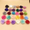 Fleurs décoratives 50pcs couleurs mixtes mini patch fleurie à la main de mariage à la main