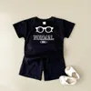 Conjuntos de roupas 2024 Summer meninos de moda de moda letra bordada camisetas+shorts 2pcs Casul Infant Sets