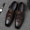 Lässige Schuhe Männer Kleid Schuh Leder Fashion Derby atmungsaktiv klassische Hochzeitsschuhschuhe Schnürung Britisch Stil Formal