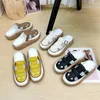Sandalen mit Riemen Low Bad Slipper Frauen Schuhe 35 Größe Sneaker Sport ranieren Tenya Basquet Übung Releases