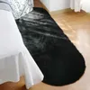 Tapijten imitatie konijn haar tapijt ovaal huis huishouden bed voet mat Mat pluizig pluche gebied tapijt koks slaapkamer tapijten faux bont tapijt wit grijs