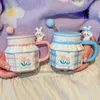 Tumblers 350 ml Cartoon Cute Rabbit Tulip Ceramic Mug Childrens kaffemjölkhandtag Cup med sked och lock hemmakontoret dricker 1 st H240425