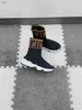 패션 키즈 신발 니트 디자인 베이비 스니커즈 크기 26-35 포함 골판지 상자 고품질 레터 인쇄 소년 발목 부츠 24APRIL