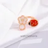 High-End Luxury Ring Fanjia Rekommenderat ljus och högklassiga klöver smycken Rose Gold Red Jade Seven Star Ladybug Open