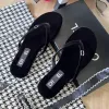 2024 Luxusdesignerinnen Frauen-Slipper Sandalen Schuhe Schieber SHOMME SUMMER FODE WEITHLAUP-FLIP-FLOPS, 2 C Klassiker bedrucktes Buchstaben Sandalen Größe 35-42