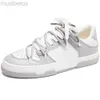 Scarpe casual sneaker autunnali grosse di lusso vulcanizzano allenatore per bambini primavera per donne 2024 sport sapatilla sabot cool skor super marchio