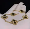 Bracciale di design VancelfE originale di lusso 1to1 per le donne ad alta edizione S925 Sterling Sterling 14K Bracciale a trifoglio dorato bracciale a diamante pieno con logo
