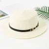 Breda randen hattar hink hattar sommarstrat hatt kvinnor fashionabla str vävda solskugga hatt platt topp brittisk retro solskydd hatt rese strand sol hatt j240425