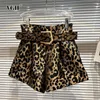 Kvinnors shorts VGH Hit Color Leopard Printing Casual For Women High Wasit Patchwork Belt Minimalist Loose Pants Female Fashion Style
