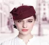 Bérets Caps pour femmes époux élégants en laine Gauze Bow Airline Stewardess White Women039s Fedora Caps Formal Lady Hat Royal Style9050471