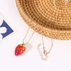 Anhänger Halsketten 1pcs Halskette Frauen Rot Erdbeer Herzlicht Luxuskragen Heckkette