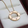 Designer Trend Carter Round Cake Necklace vervaagt geen diamanten vol met sterren Big Girlfriend Gift Rose Gold Lock Bone Chain OQ4N