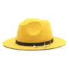 ワイドブリム帽子バケツ帽子は男性のための真珠の装飾品で帽子を感じました