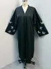 Abbigliamento etnico Eid Abayas musulmani per donne ricamo a farfalla cerniera di cardigan Abaya Caftan Ramadan Dubai Arab Long Robe 2024