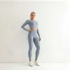 VG9M Kvinnors träningsdräkter Sömlösa Yoga Set Womens Sportwear Gymkläder Långärmad skörd Top midja Långben sportkläder 240424