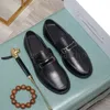 Men Loafers Designer kledingschoenen Echte lederen Italiaanse luxueuze handgemaakte slip op mannelijke trouwschoenen Maat 38-45