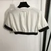 2024 Designer T-Shirts Damen zweisteuelhafte Sets zweiteilige Kleider neue Set-Gurt-Taille Kurzarm Kurzes Crop T-Shirt Top High Taille Plissee Halbrock weiße schwarze Damen