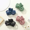 Hårklämmor Barrettes Spring Bright Color Bow Tie Hårklo Womens Fashion Sweet Hair Clip Plastic Solid Frosted Matt Hårtillbehör 240426