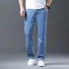 Mäns jeans lyocell is silkes jeans herrar sommar ultravit löst raka denim byxor mjuka och bekväma varumärken ljusblå byxor l2404